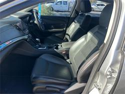2015 HOLDEN
                COMMODORE SV6