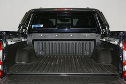 2025 Nissan
                Navara PRO-4X