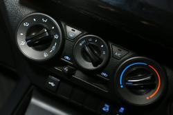 2024 Toyota
Hilux SR