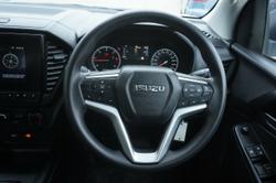 2021 Isuzu
                D-MAX SX High Ride