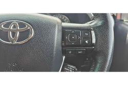 2022 Toyota
                Hilux SR5