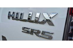 2022 Toyota
                Hilux SR5