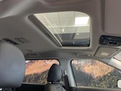 2023 Kia
Carnival Special Edition