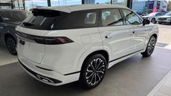 2025 Jaecoo
                J8 Track
