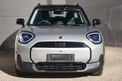 2024 MINI
Aceman E Classic