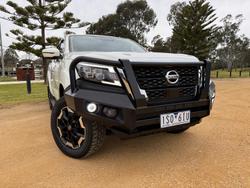 2021 Nissan
Navara ST-X