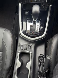 2021 Nissan
Navara ST-X