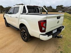 2021 Nissan
Navara ST-X