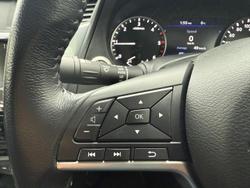 2021 Nissan
Navara ST-X