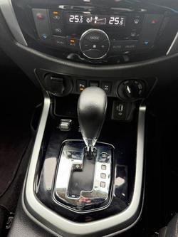 2021 Nissan
Navara ST-X