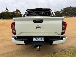 2021 Nissan
Navara ST-X