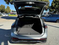 2025 Volkswagen TIGUAN R-LINE