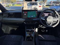 2025 Volkswagen
                TIGUAN R-LINE