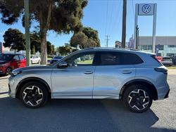 2025 Volkswagen TIGUAN R-LINE