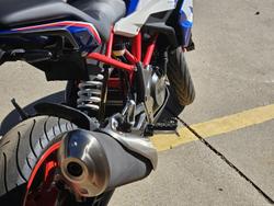 2025 BMW G 310 R