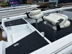 2025 QUINTREX 440 Explorer Trophy