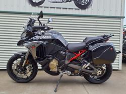 2025 Ducati Multistrada V4S Multistrada Black