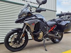 2025 Ducati Multistrada V4S Multistrada Black