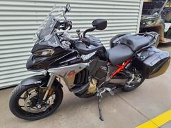 2025 Ducati Multistrada V4S Multistrada Black