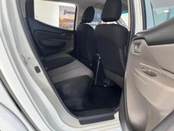2017 Mitsubishi
                Triton GLX
