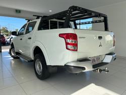 2017 Mitsubishi
                Triton GLX