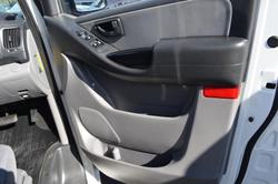 2019 Hyundai
                iLoad 