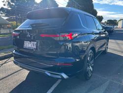 2025 Mitsubishi
Outlander Exceed Tourer