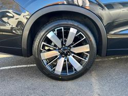 2025 Mitsubishi
Outlander Exceed Tourer