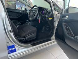 2014 Kia
Cerato S