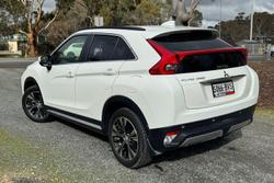2018 Mitsubishi
Eclipse Cross LS