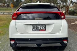 2018 Mitsubishi
Eclipse Cross LS