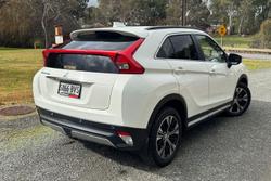 2018 Mitsubishi
Eclipse Cross LS