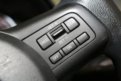 2013 Mazda
2 Neo