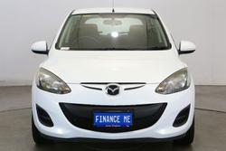 2013 Mazda
2 Neo