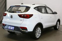 2024 MG
                ZS Excite