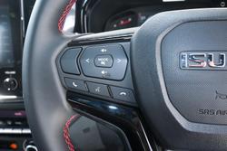 2025 Isuzu
D-MAX X-TERRAIN