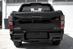 2025 Isuzu
D-MAX X-TERRAIN