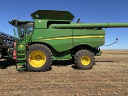 2019 John Deere S780 Green
