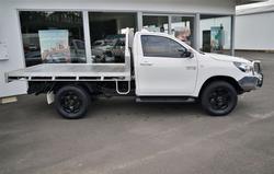 2023 Toyota
Hilux 4x4 2.8L DSL S/C/C 6AT SR
