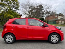 2020 Kia
Picanto S