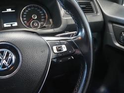 2015 Volkswagen
Caddy TSI220
