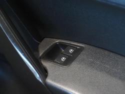 2015 Volkswagen
Caddy TSI220