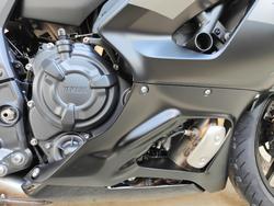 2025 YAMAHA YZF-R7 LAMS ROAD BLACK