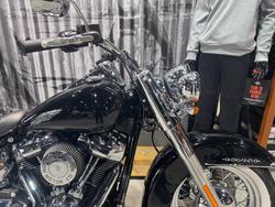 2020 Harley-davidson FLDE DELUXE (107) Vivid Black