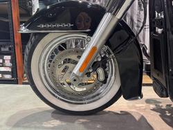 2020 Harley-davidson FLDE DELUXE (107) Vivid Black