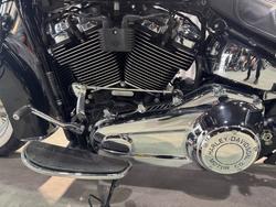 2020 Harley-davidson FLDE DELUXE (107) Vivid Black