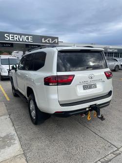 2022 Toyota
Landcruiser GXL