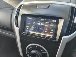 2020 Isuzu
MU-X Onyx Edition
