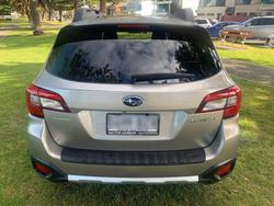 2018 Subaru
Outback 2.5i Premium