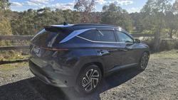 2025 Hyundai
                Tucson Premium